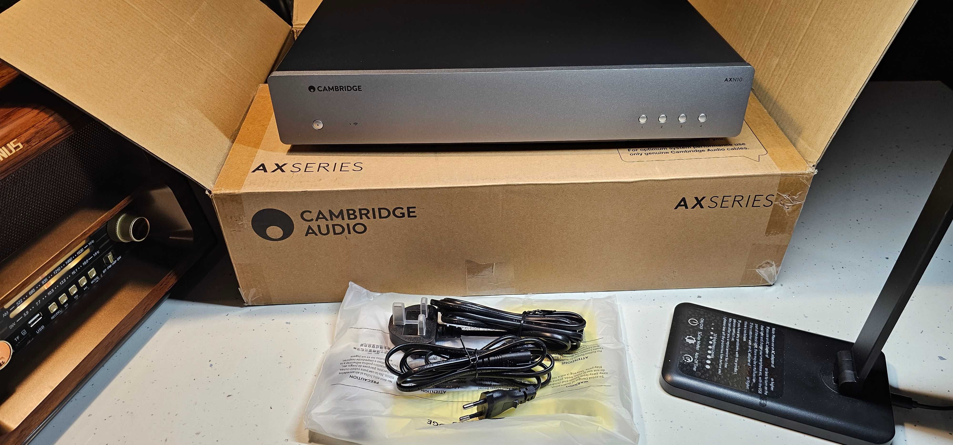 Odtwarzacz sieciowy CAMBRIDGE AUDIO AXN10 Srebrny