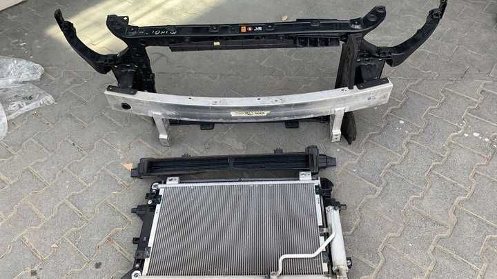 Hyundai Ioniq 4 Передня панель,телевізор