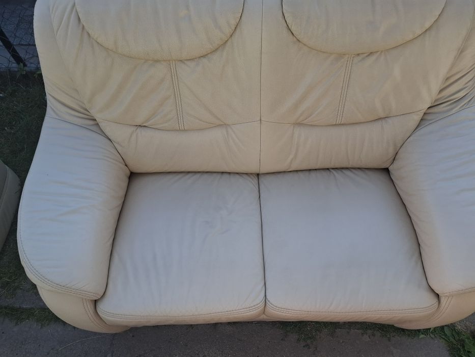 Sofy skórzane dwuosobowe