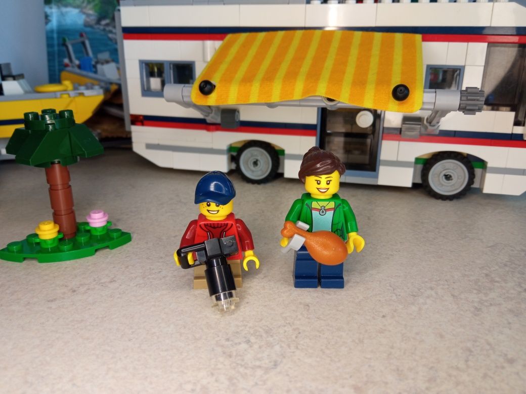 LEGO Creator 31052 - Wyjazd na wakacje