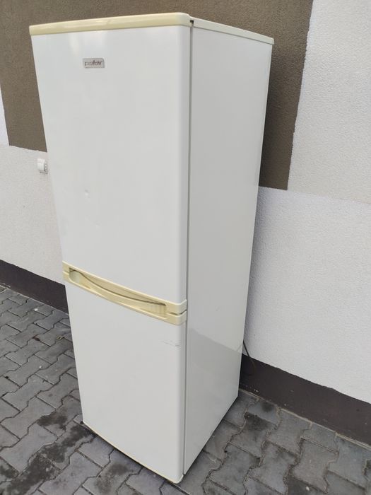 Холодильник з Європи POLAR 165  cm. Гарний стан.4 ящики морозилка