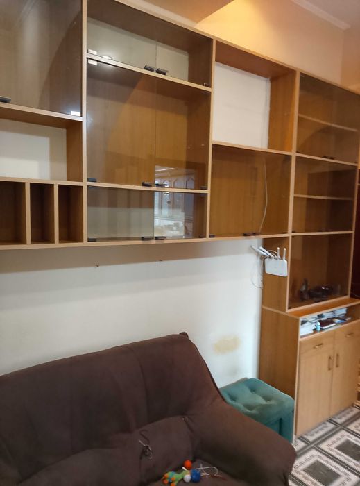 Продам книжную стенку б/у