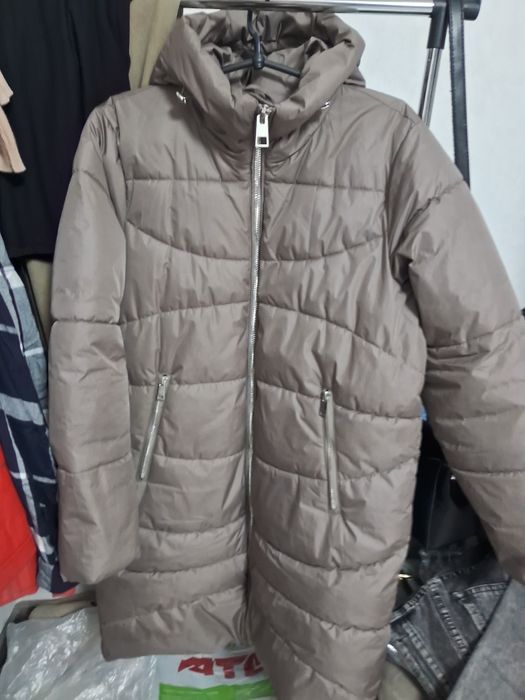 Куртка пуховик зимова жіноча 48 р.