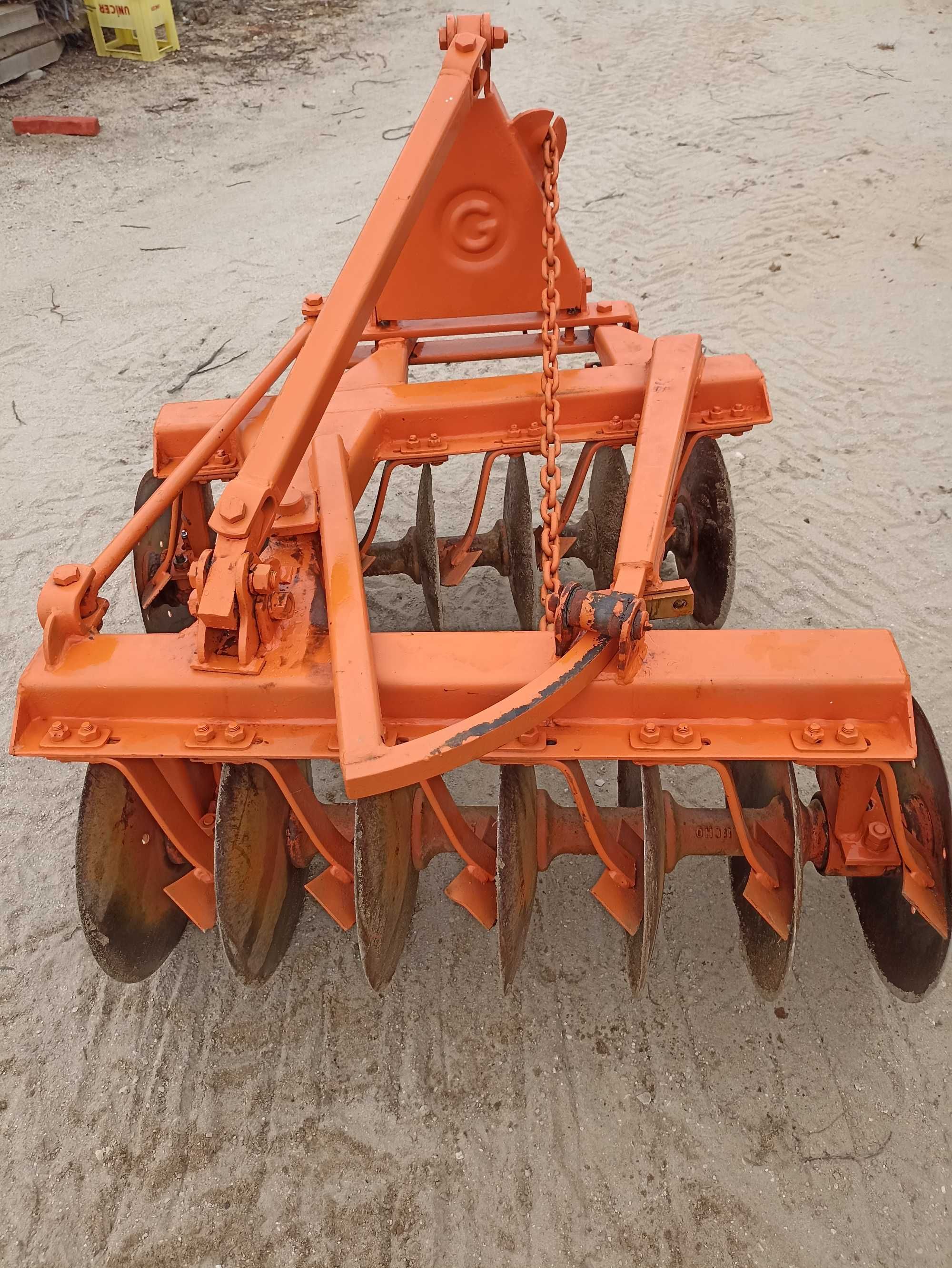 Alfaia agrícola grade de disco Galucho