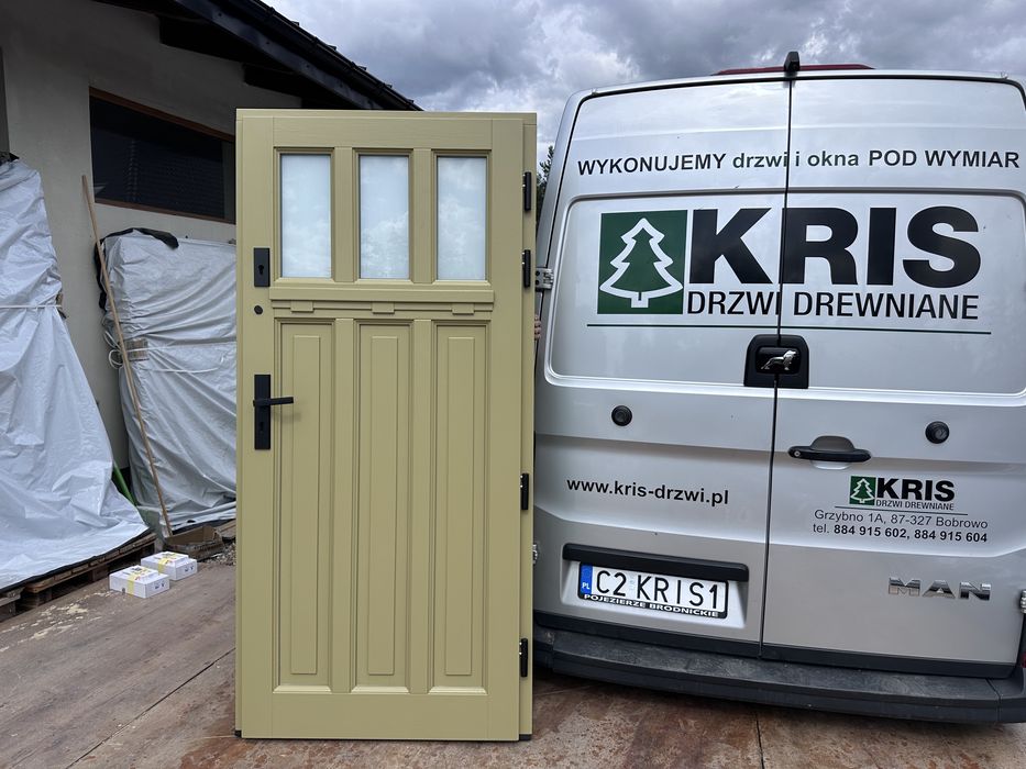Drzwi zewnętrzne drewniane I zielone,czerwone,czarne,niebieskie
