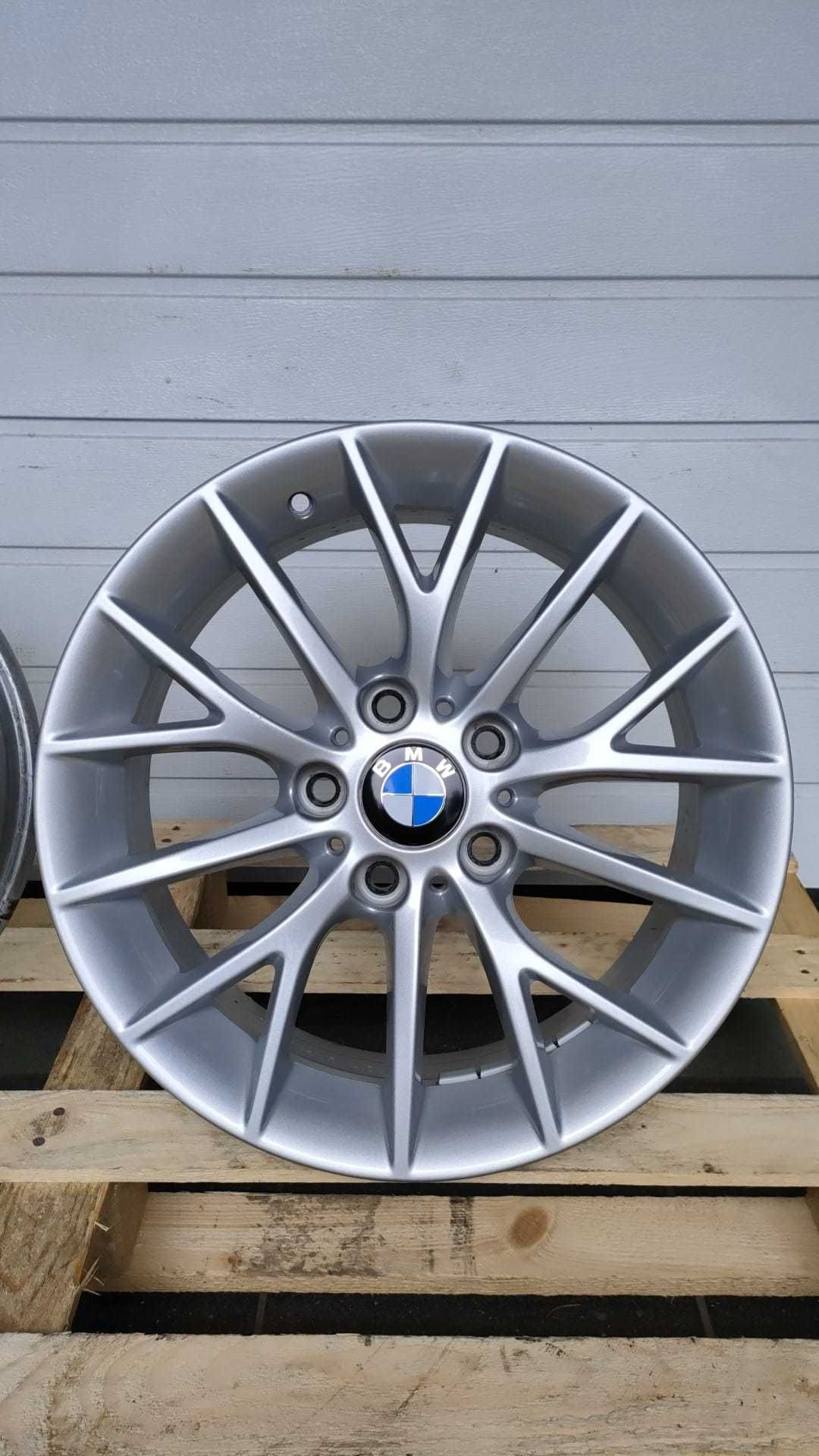 Felgi aluminiowe BMW seria 1 , 2 , 3     17'' 5x120 ET40 (B520)