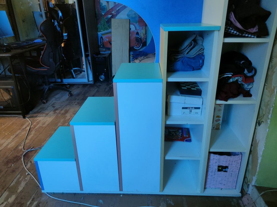 Двоярусне ліжко, кровать