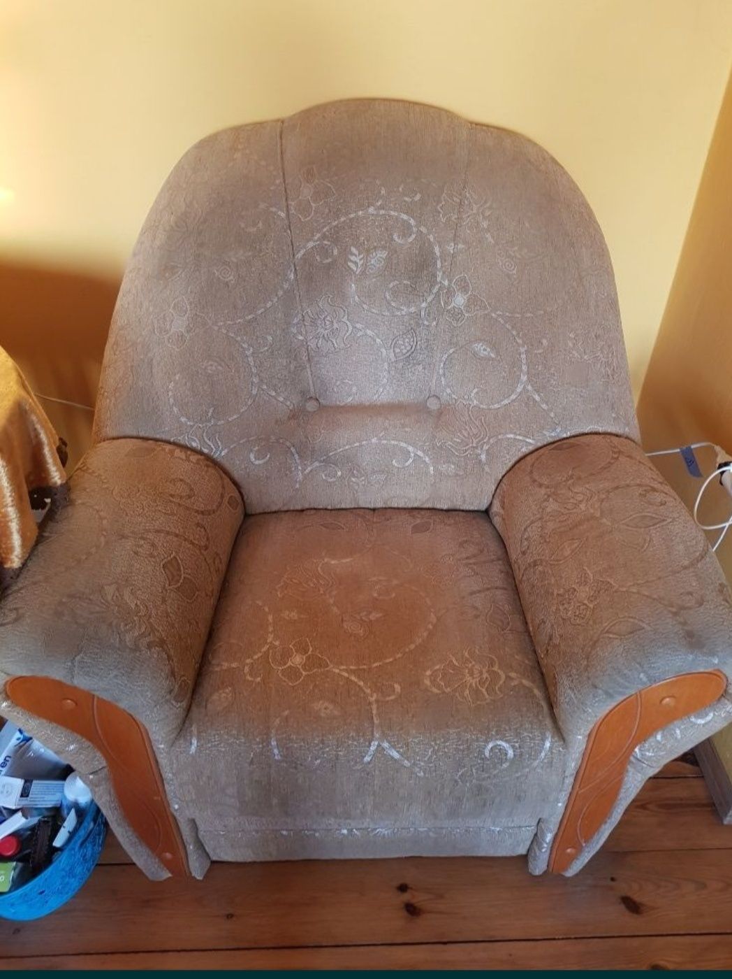 Sofa z funkcją spania plus 2 fotele