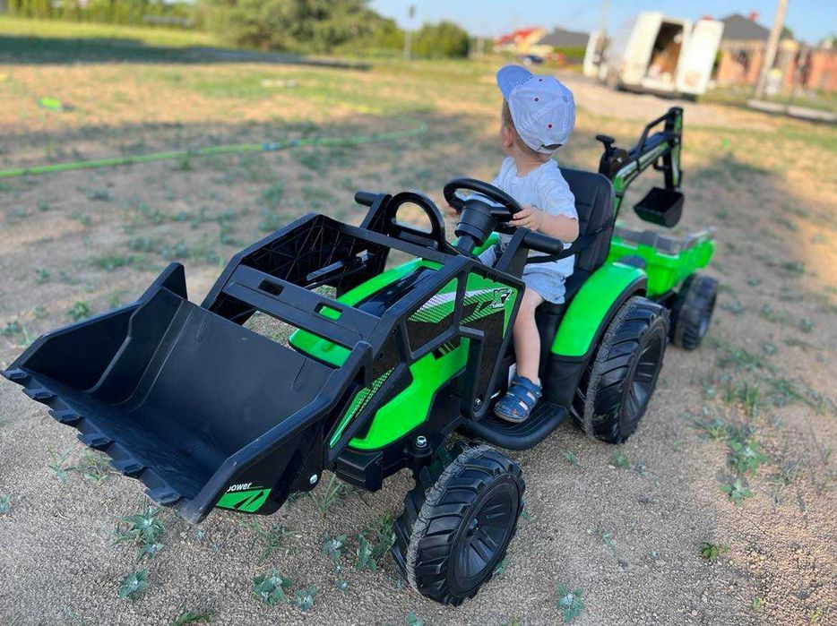 Wielki traktor na akumulator dla dzieci. Napęd 2x200W 24v koparka
