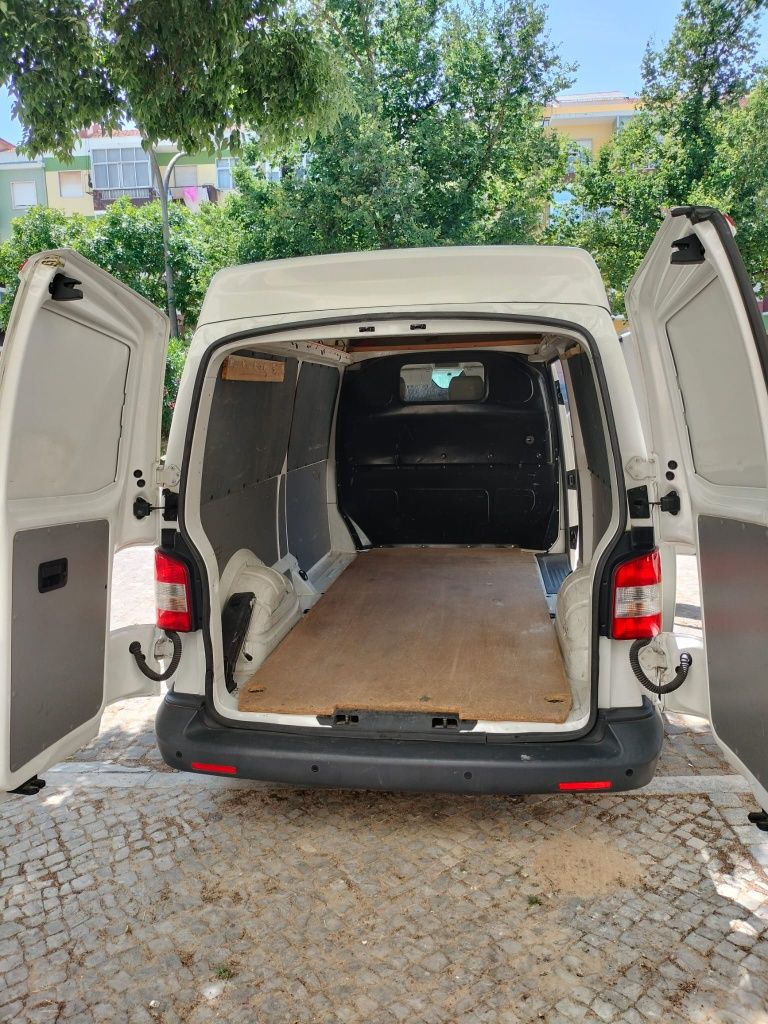 VW transporter 2011