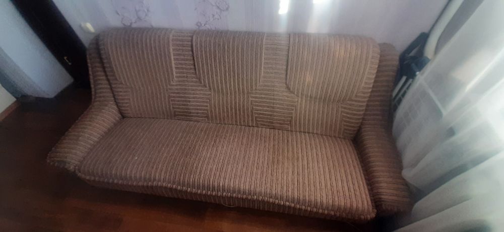 Продам,Диван книжка