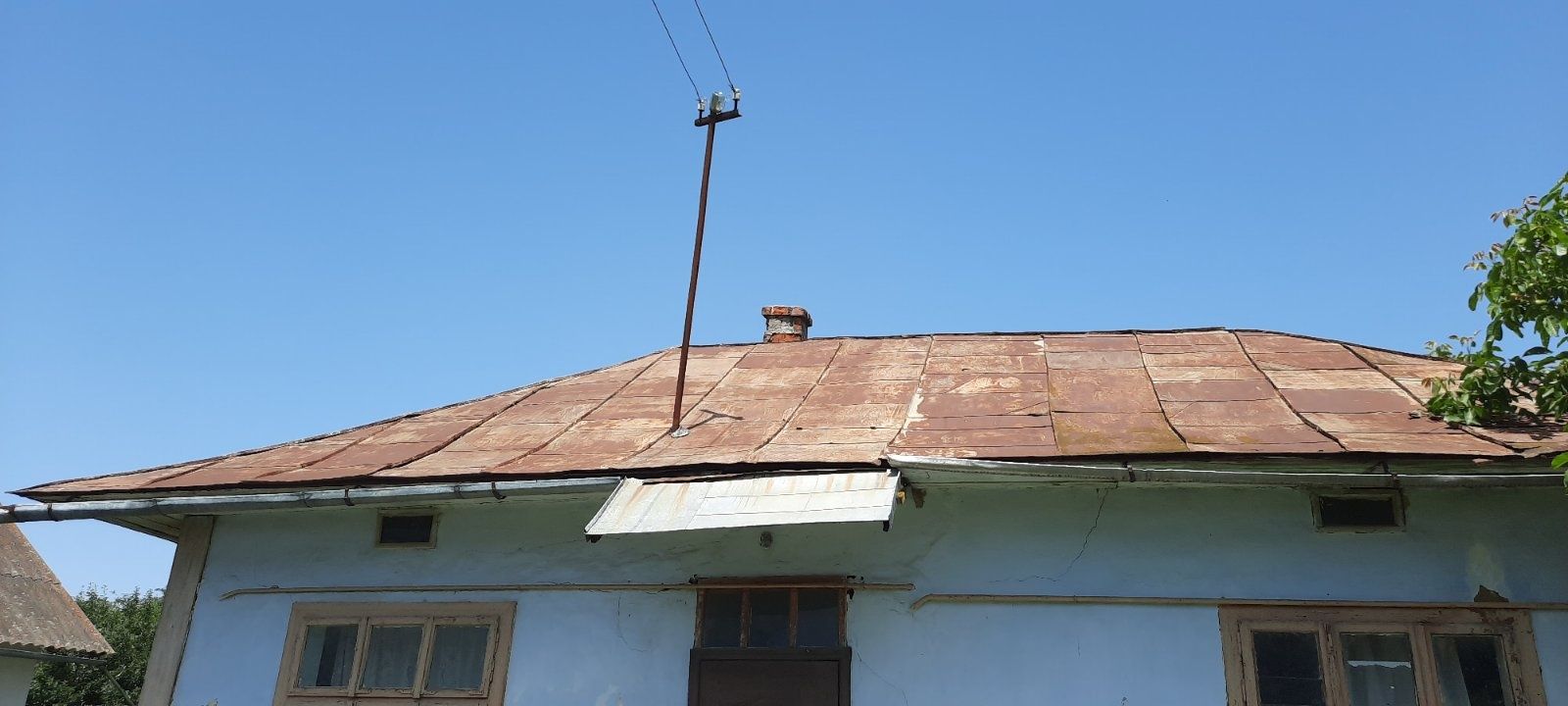 Продаж старого будинка