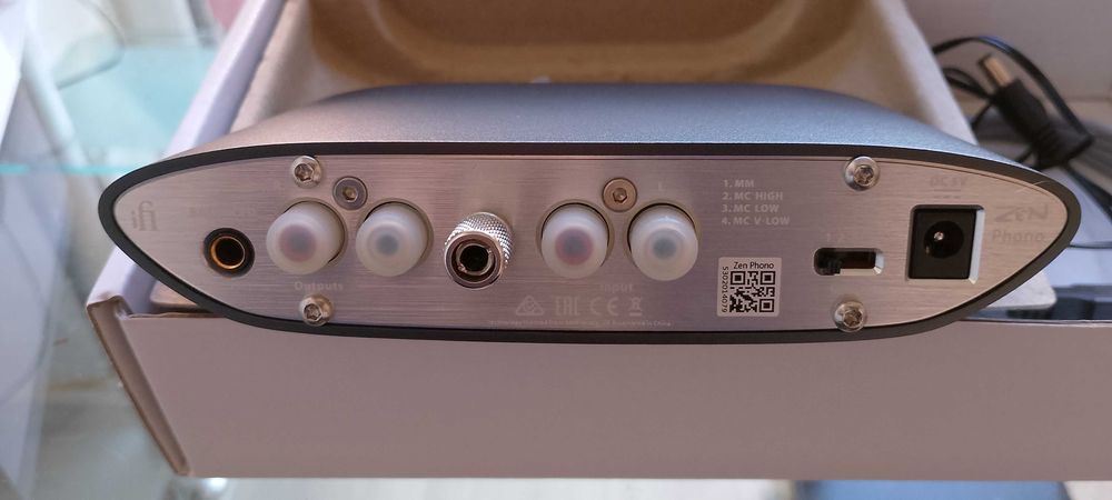 IFi Zen phono Completo e em perfeito estado, com a embalagem original.