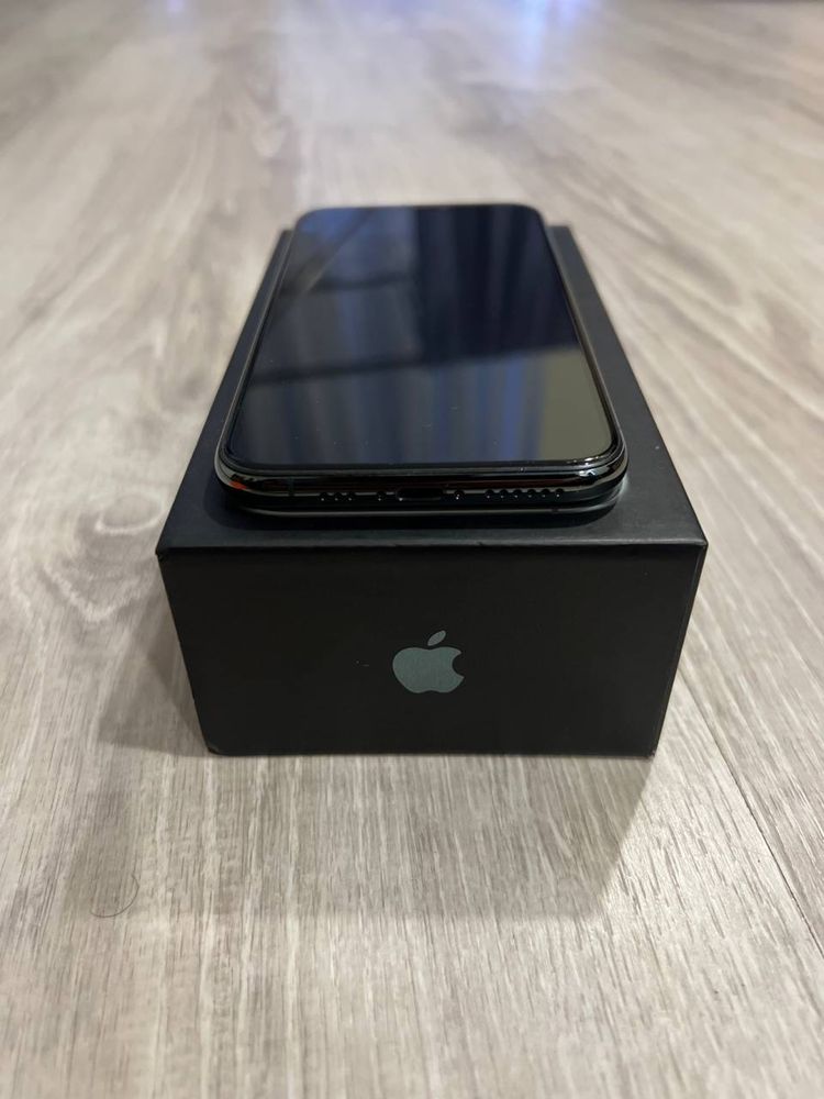 iPhone 11 pro Green 64gb