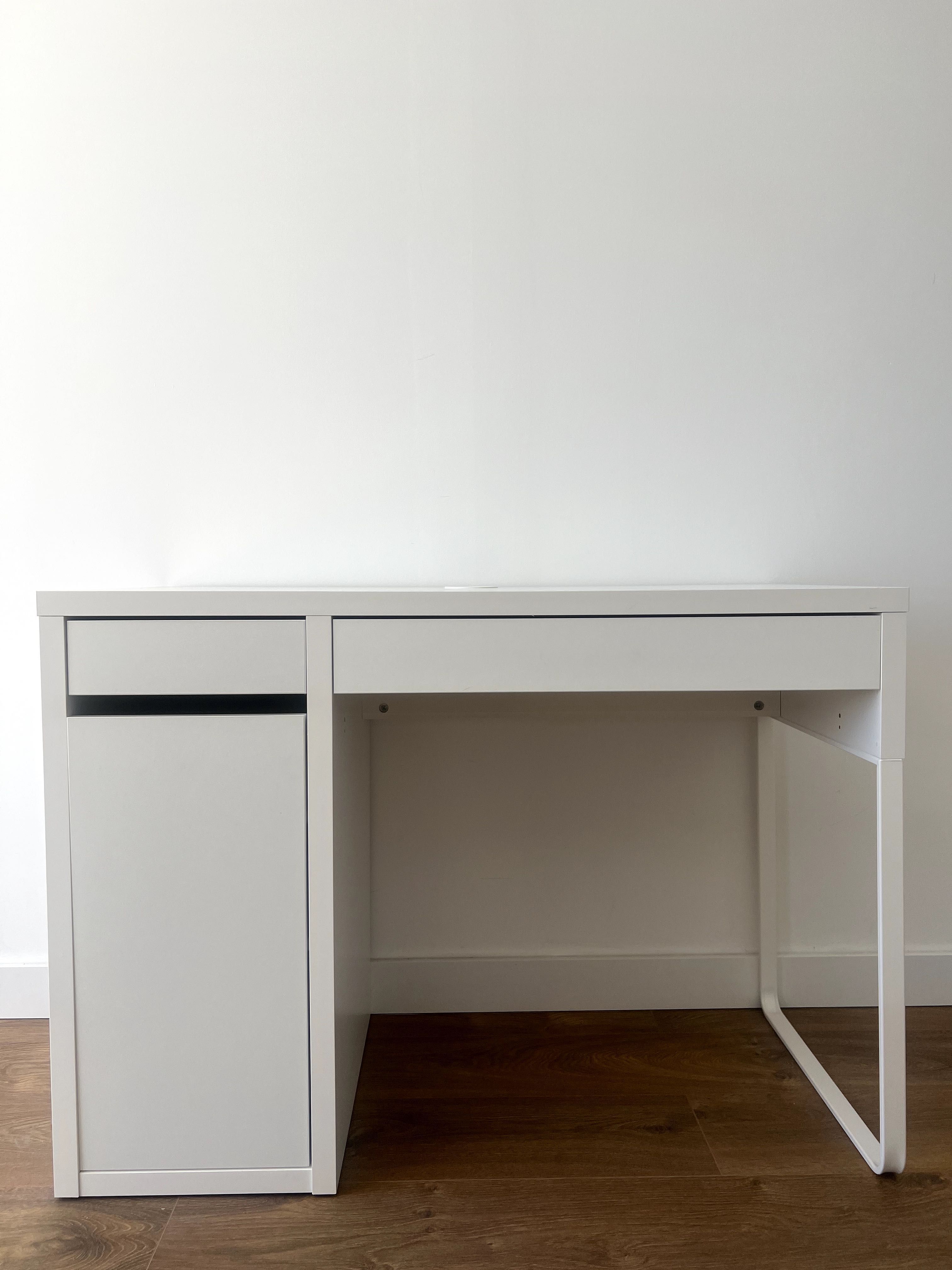 Perfect white desk and chair from  IKEA.