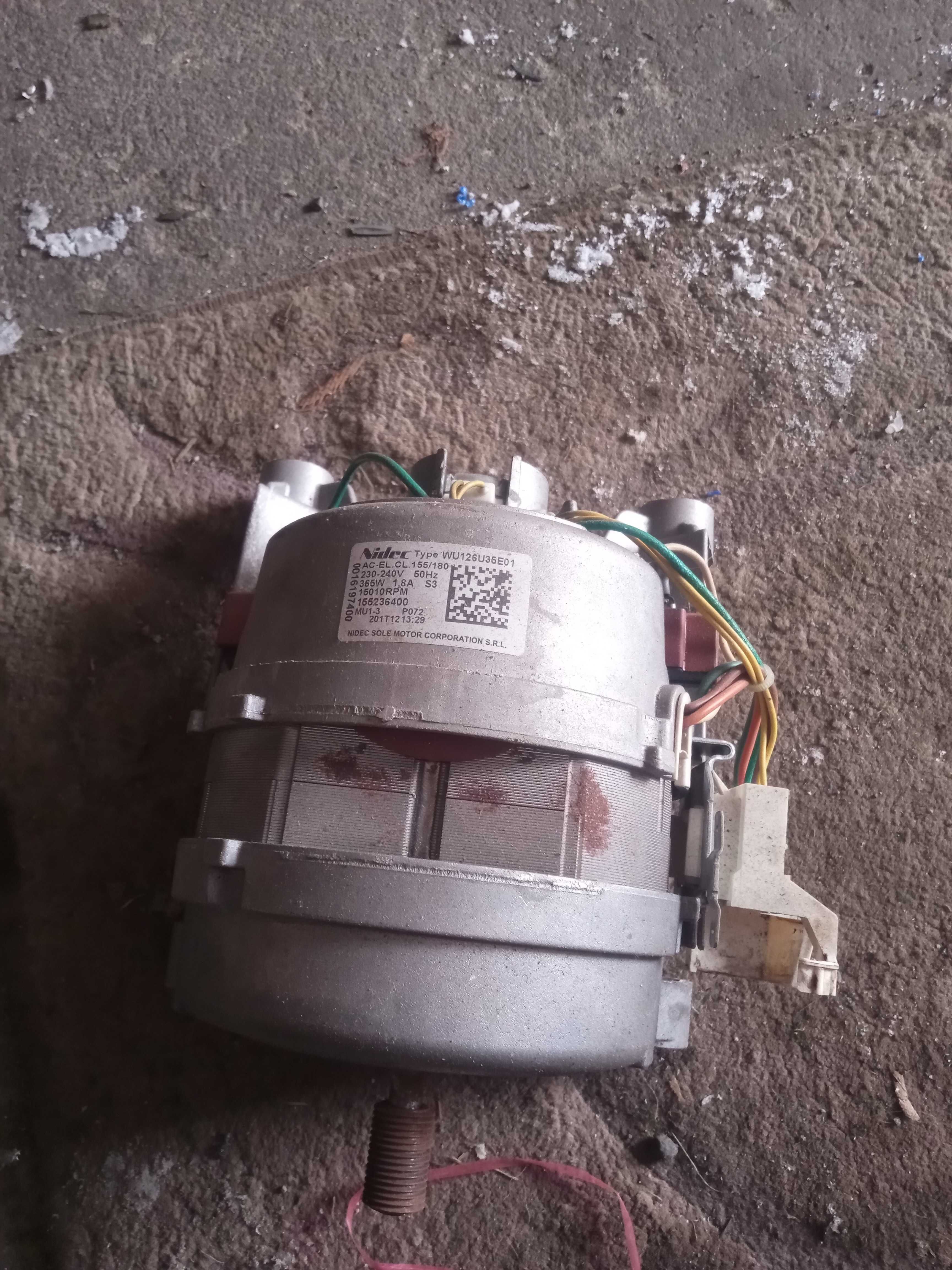 Silnik do pralki Elektrolux Nidec wu126u35e01   + pompa spustowa