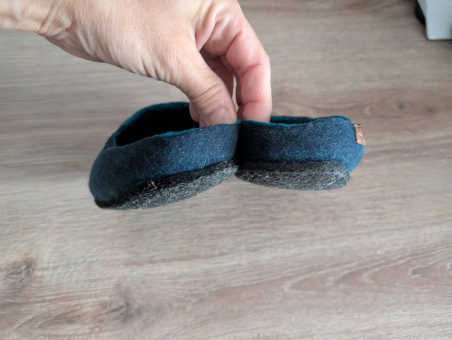 Kapcie zimowe dziecięce wełna Zalando Magicfelt r. 30/31