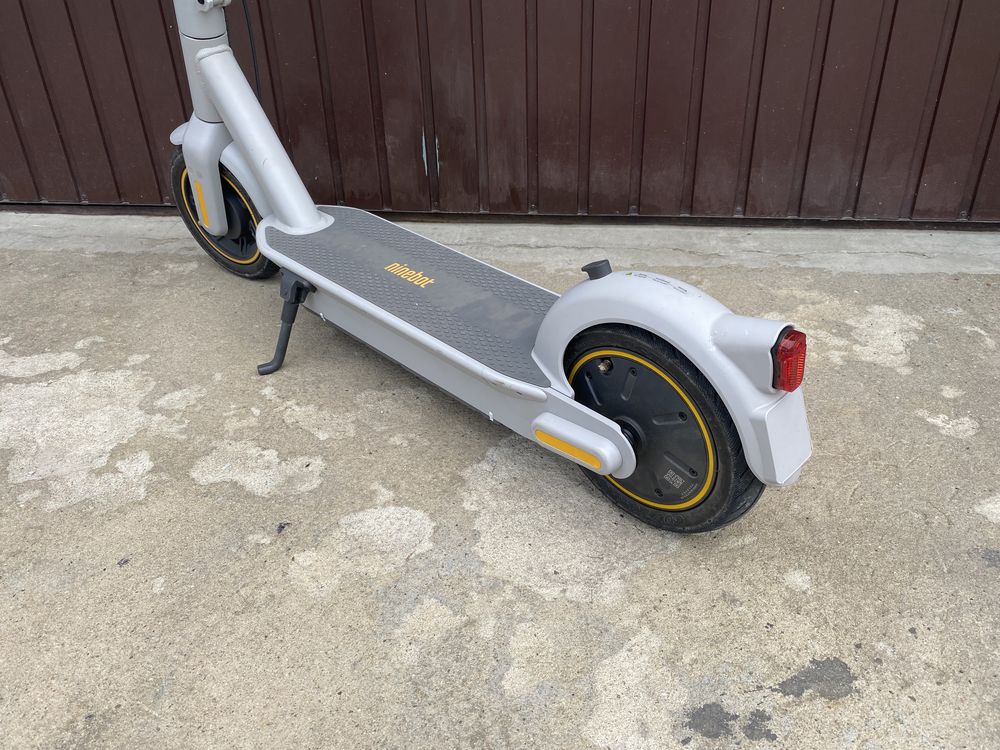 Hulajnoga Elektryczna Segway G30LD