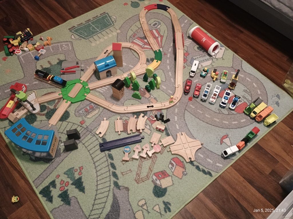Lilabo Playtive kolejka jak Brio