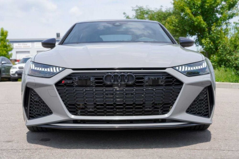 Audi RS7 quattro      2022