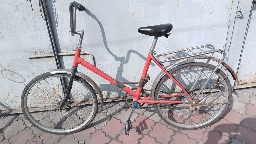 Жіночій велосипед