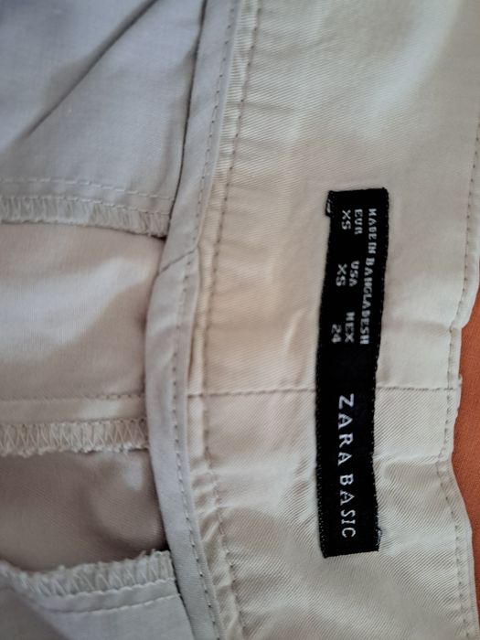 Calças zara beges xs de mulher