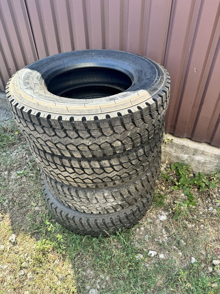Triangle tr689a 235/75/17.5