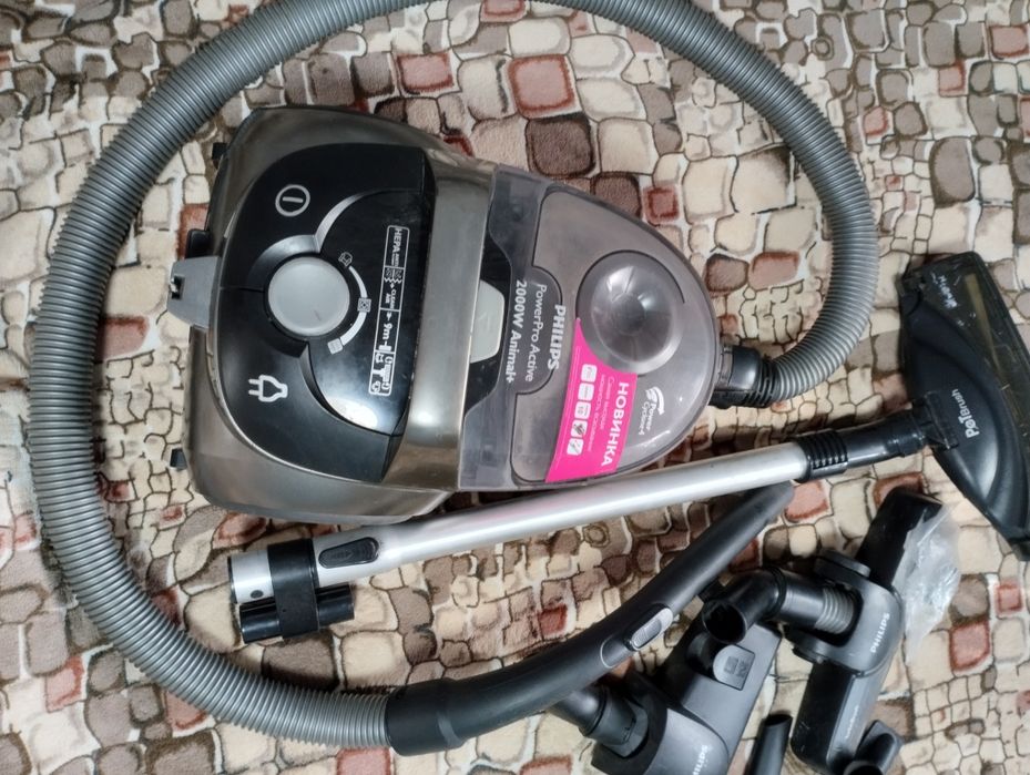 Пилосос PHILIPS FC 8634/01 FC8634/01
Технологія PowerCyclone 4 ми