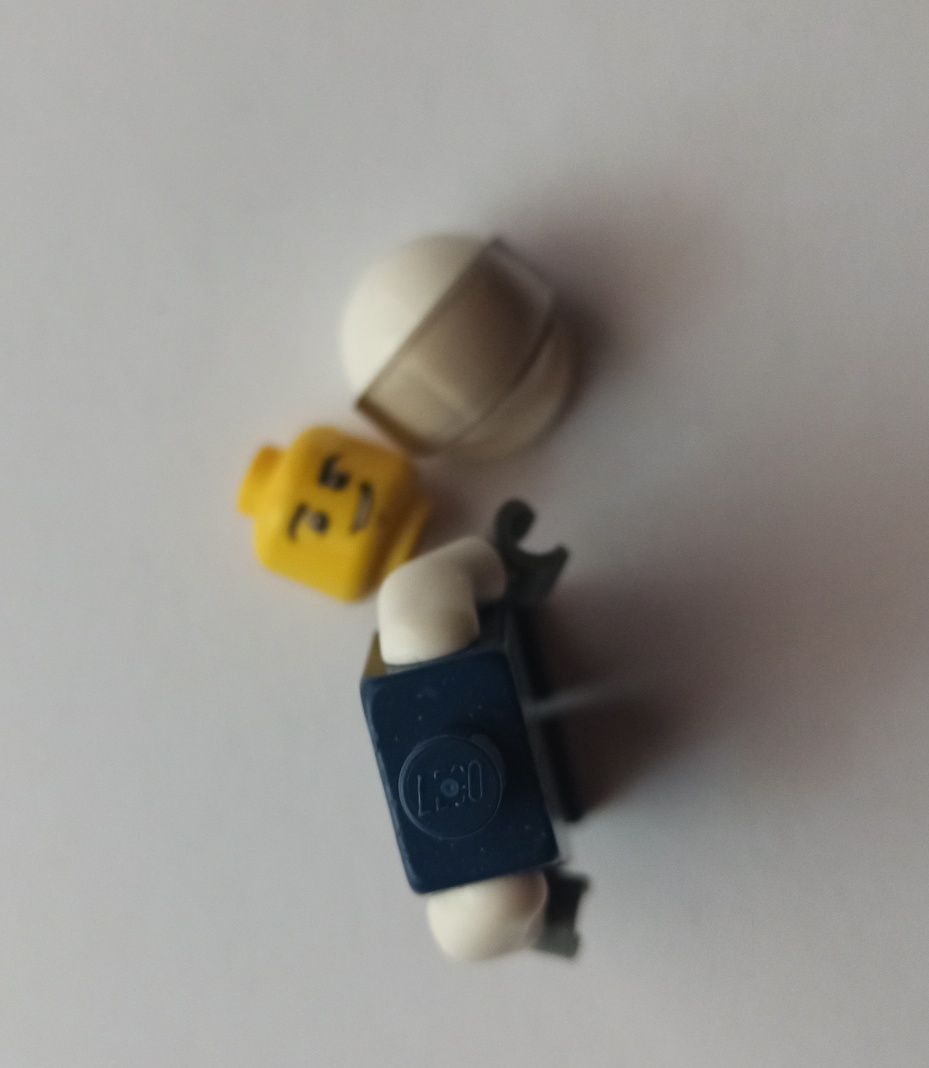 Lego minifigurka City kierowca cty1110