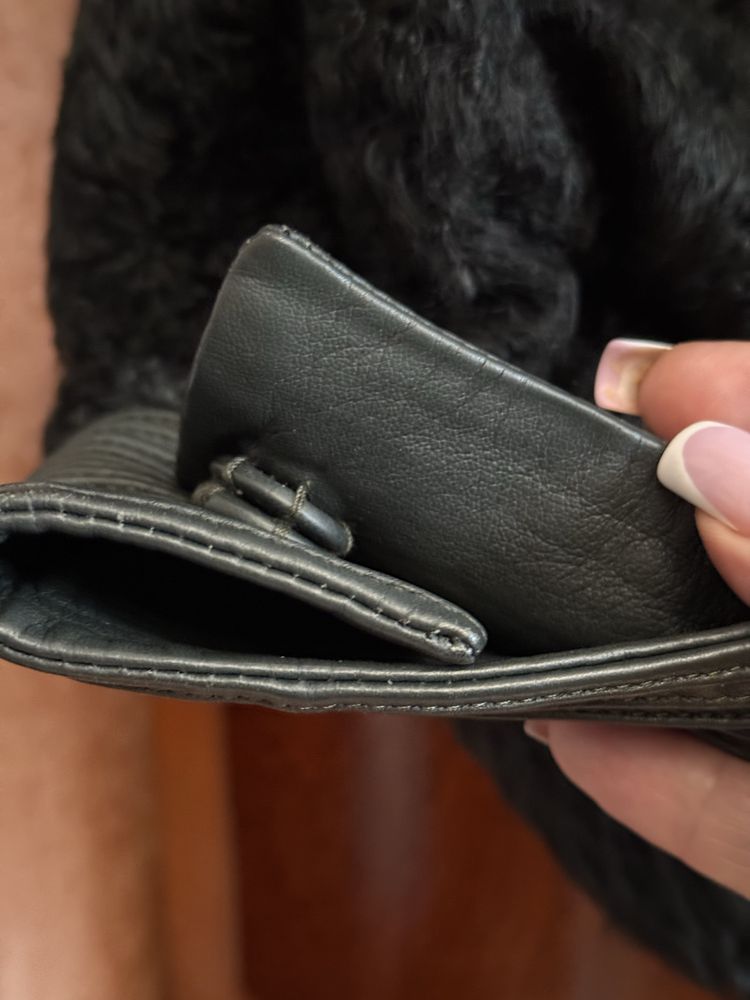 Куртка  Calvatore Ferragamo . Оригинал . Размер 46