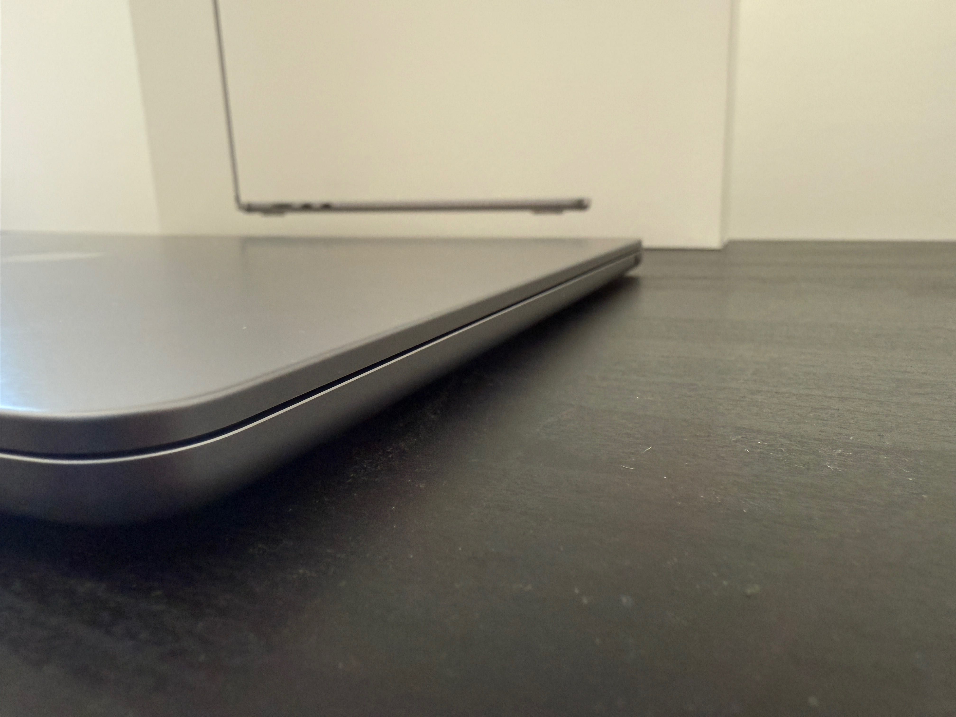 MacBook Air 15" 2023 16Gb 512Gb