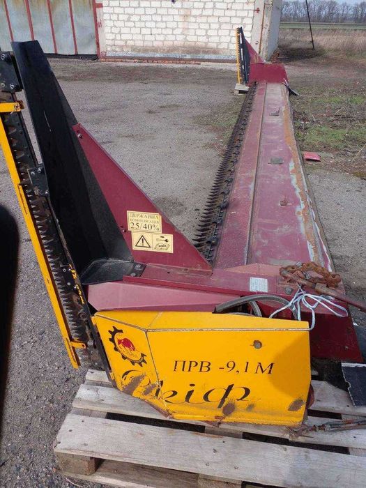 Ріпаковий стіл 9м під жниварку Джон Дір 930F