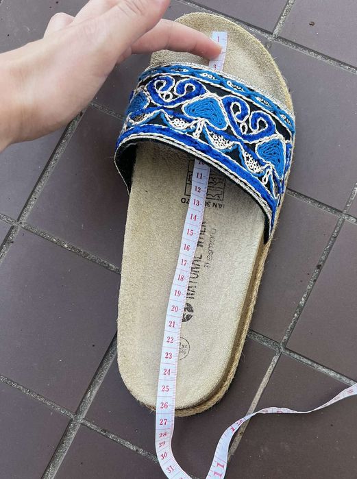 Фірмові жіночі шкіряні шльопанці