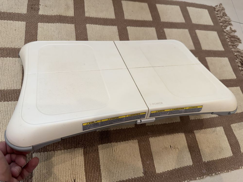 Nintendo Wii com jogos e muitos extras