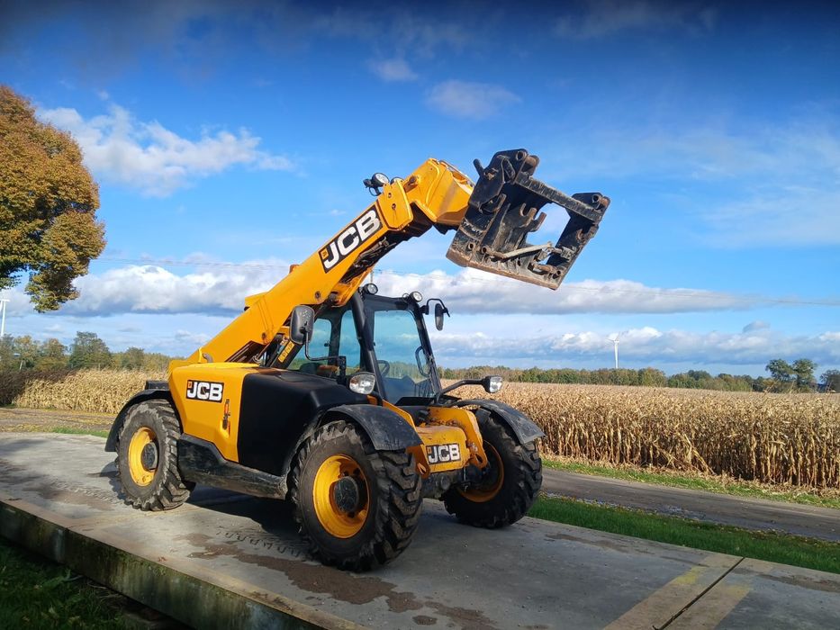 Ładowarke JCB 525.60 AGRI PLUS