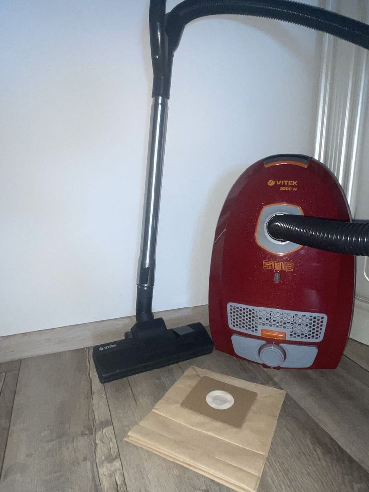 Пилосос vitek 2200 w