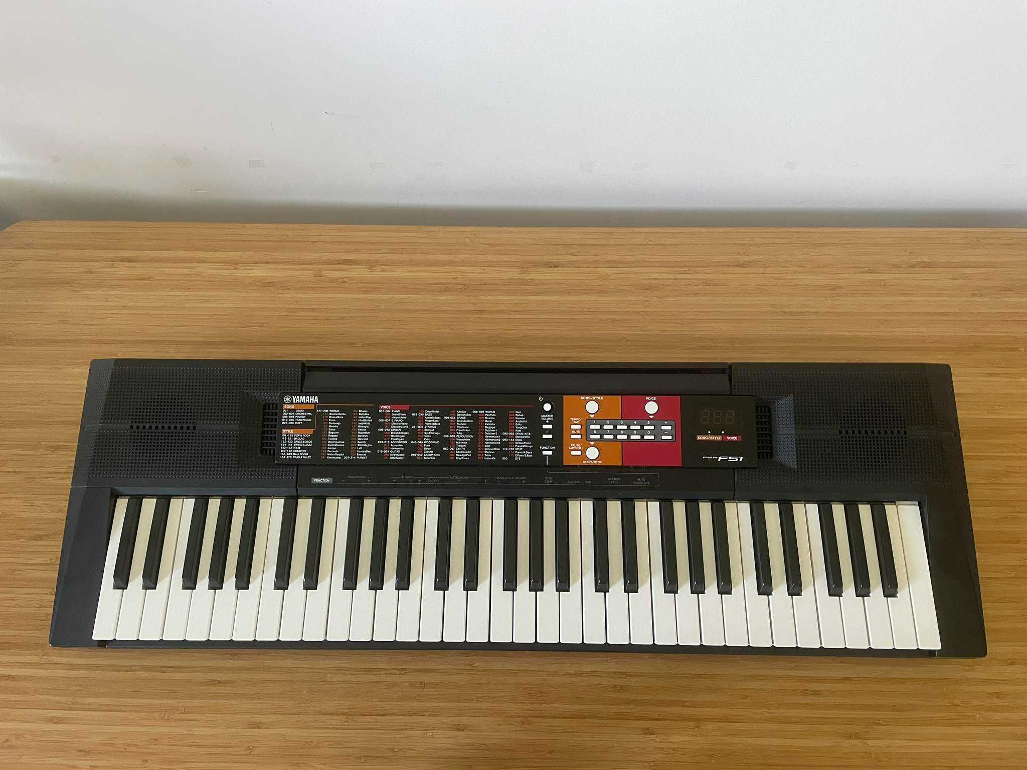 Keyboard Yamaha PSR F51