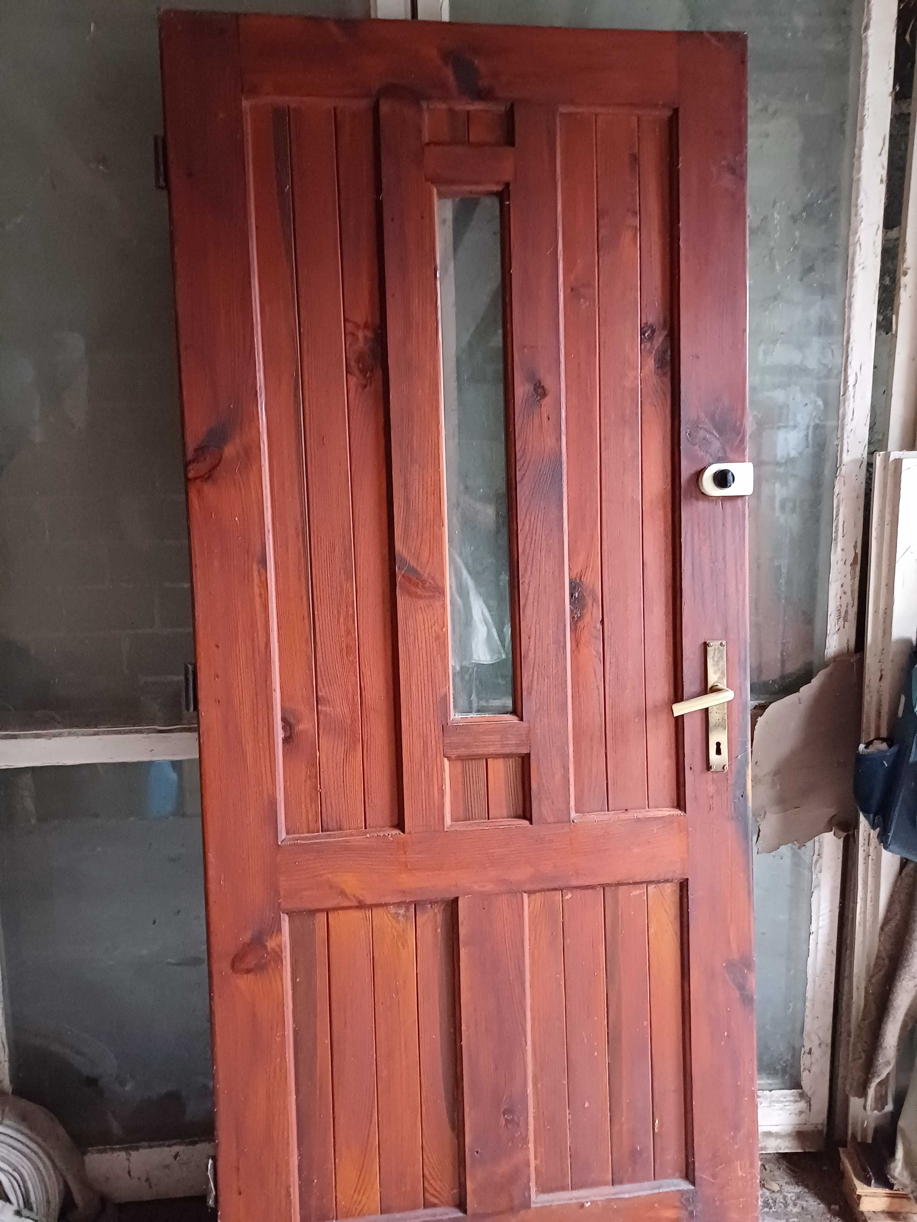 Drzwi wejściowe w dobrym stanie sprzedam