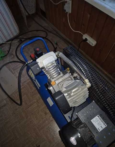 Компресор 100 літрів ресивер