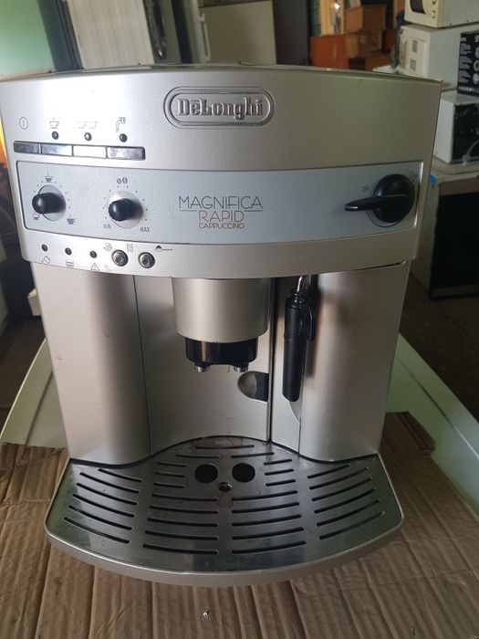Кавоварка DeLonghi привезена з Німеччини