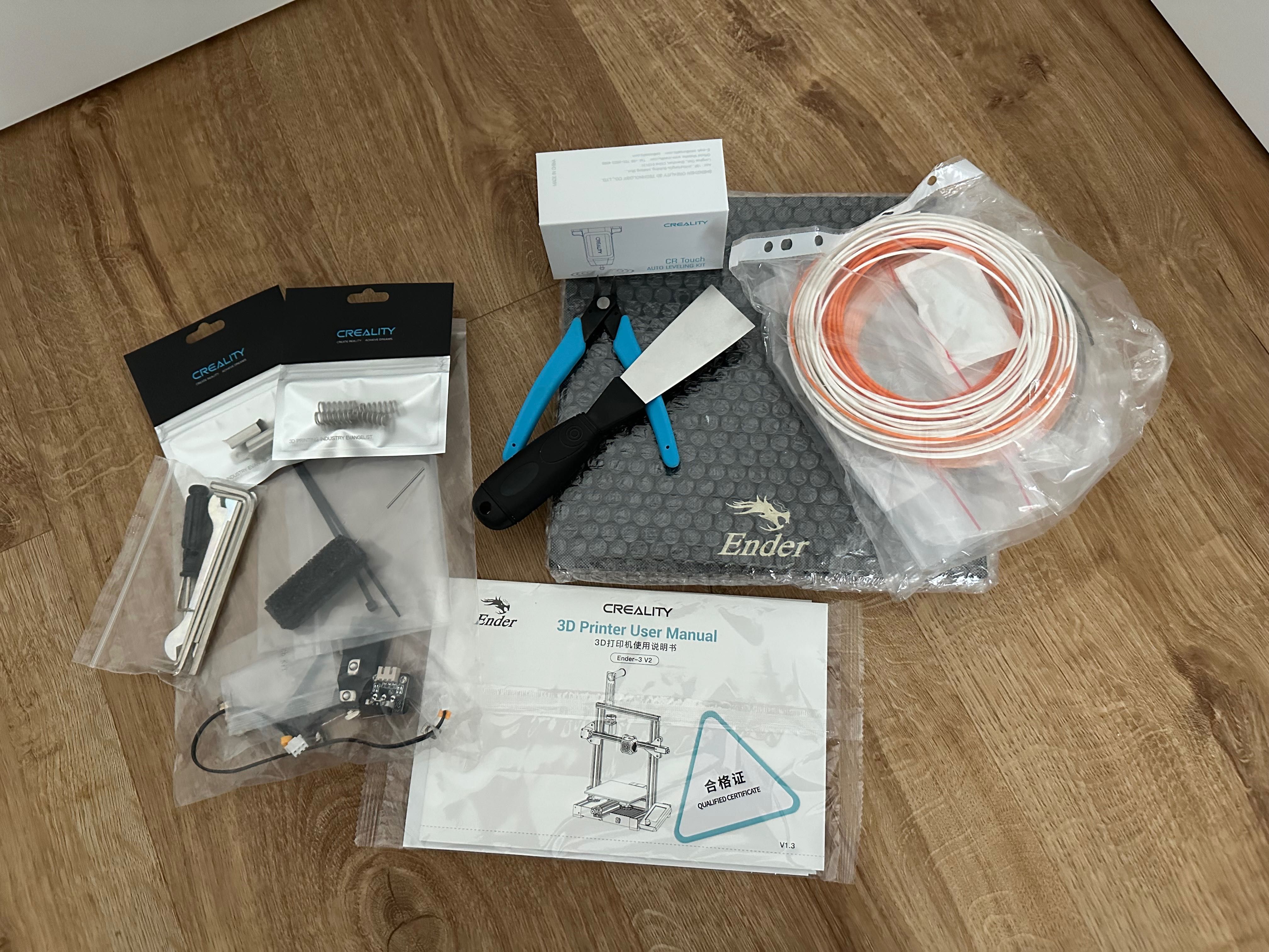 Drukarka 3D Creality Ender 3 v2; CR Touch; super stan