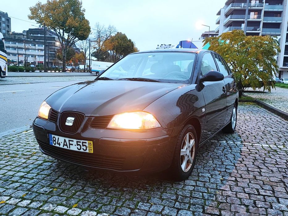 Seat Ibiza 1.2 5P com AC