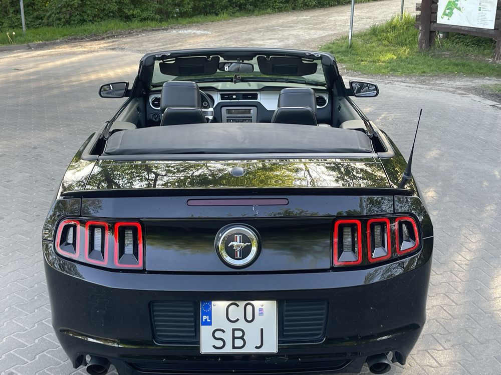 Mustang 3.7 105 tys km Premium