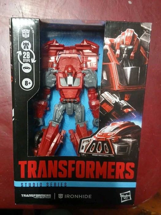 Нові Трансформери Transformers хасбро
