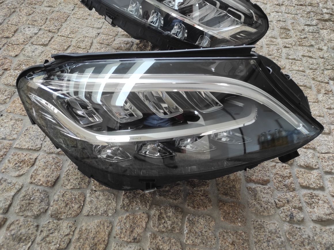 Farol Mercedes 205 full led lift