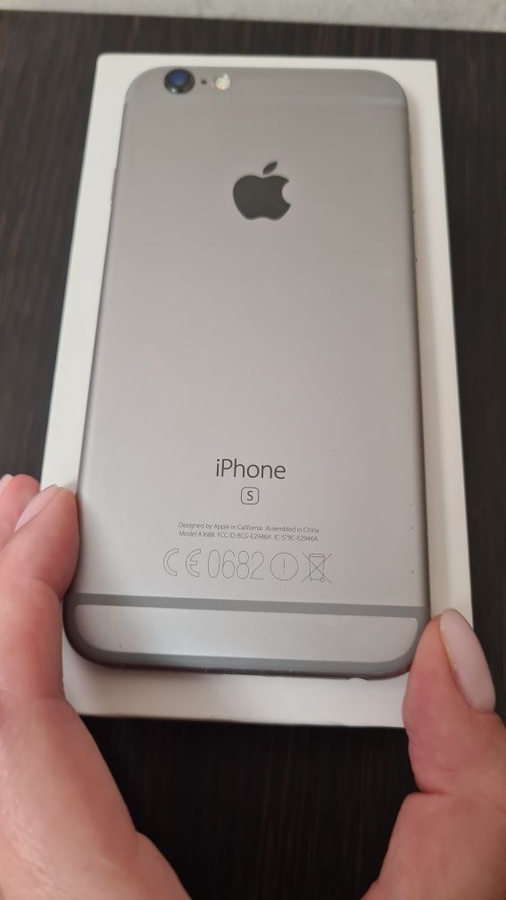 IPhone 6 S з коробкою