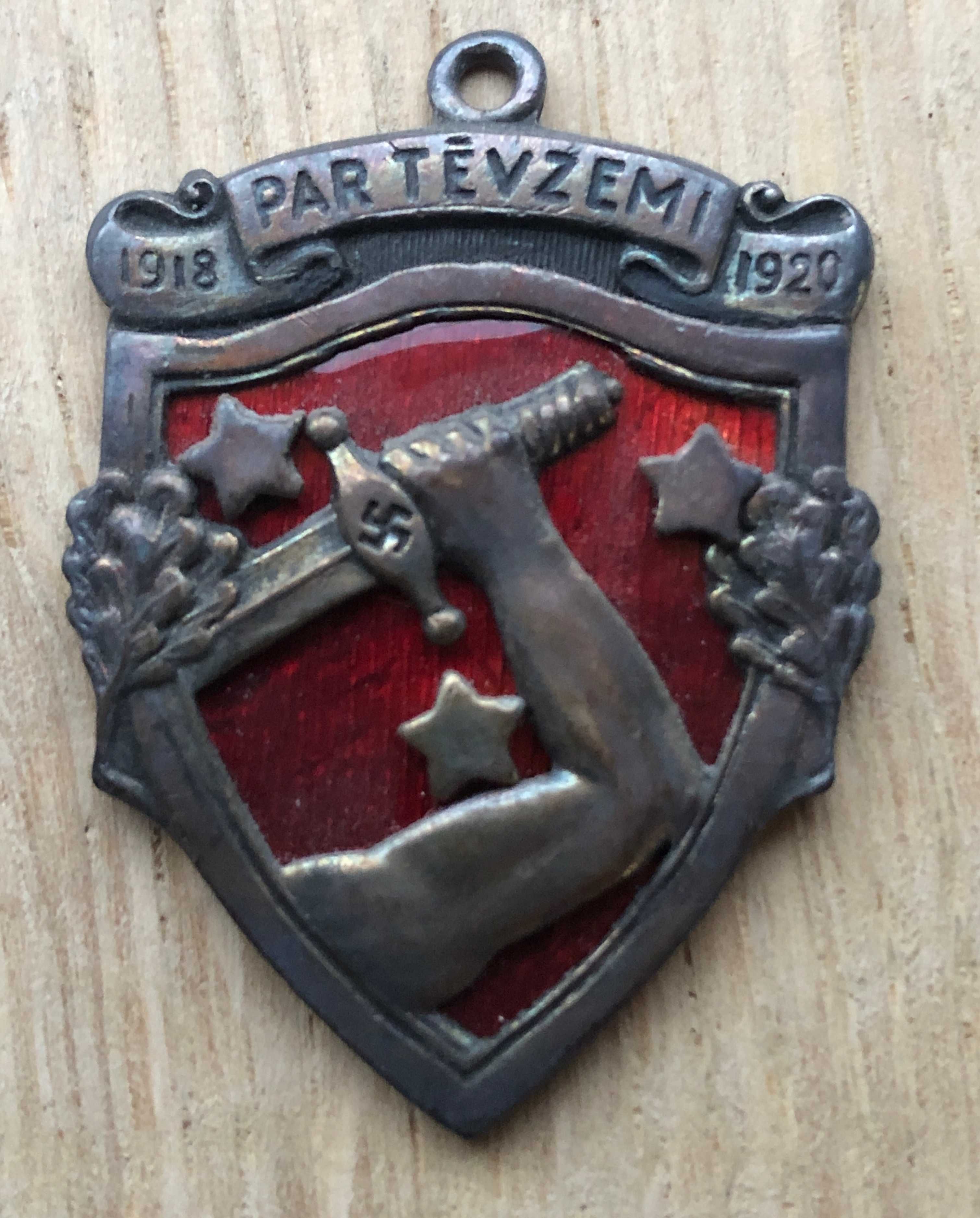 Medal Łotewski Za Ojczyznę 1918 PAR TEVZEMI unikat