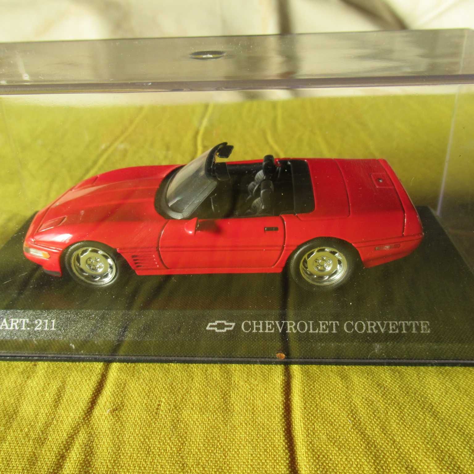 (114/2) Corvette  ZR1 descapotável em metal 1:43 C/caixa