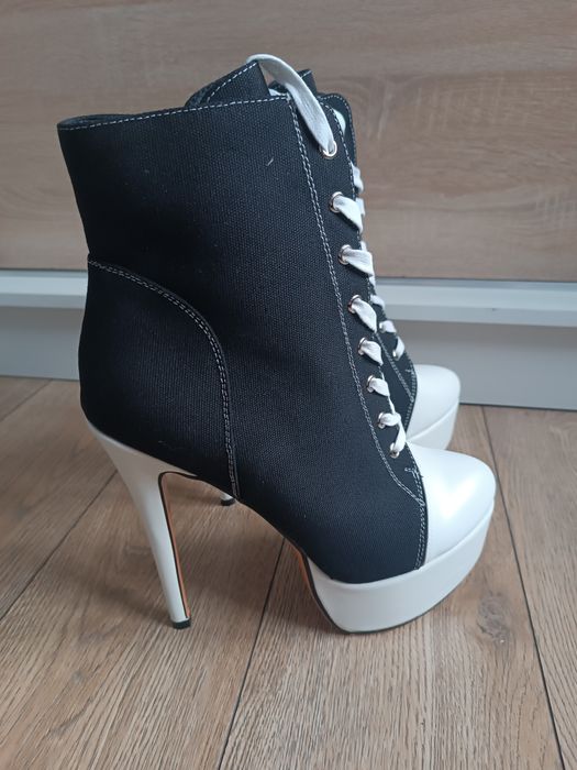 Szpilki trampki onlymaden