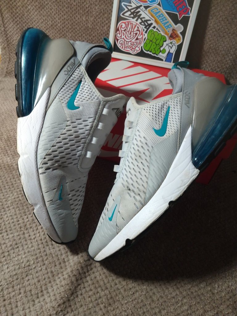 Кросовки Nike air max 270